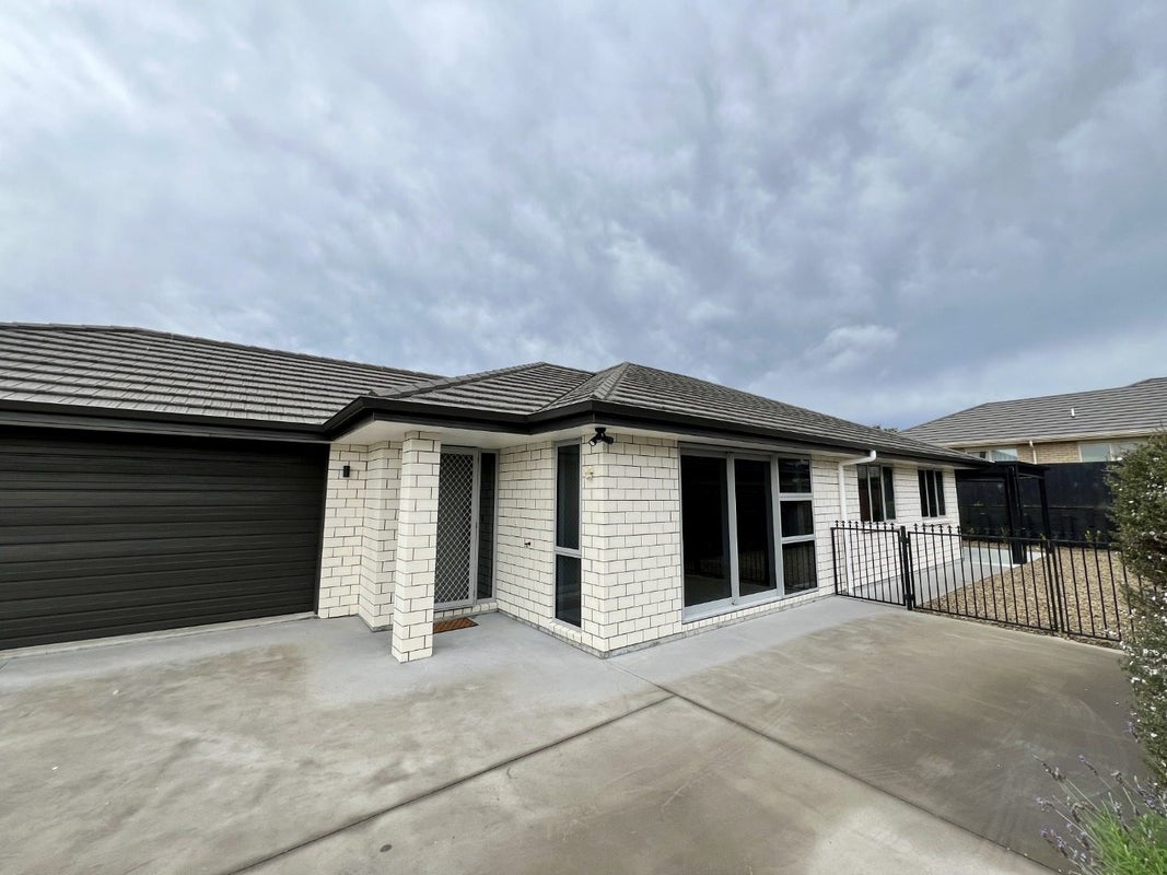 19 Lake Drive, Tikipunga, Whangarei - Carousel 1