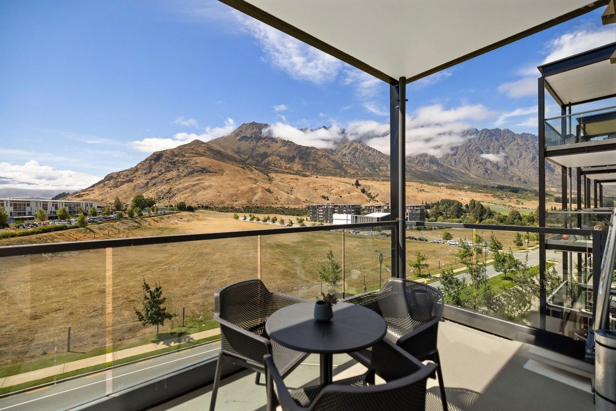 302/34 Red Oaks Drive, Frankton, Queenstown - Carousel 2