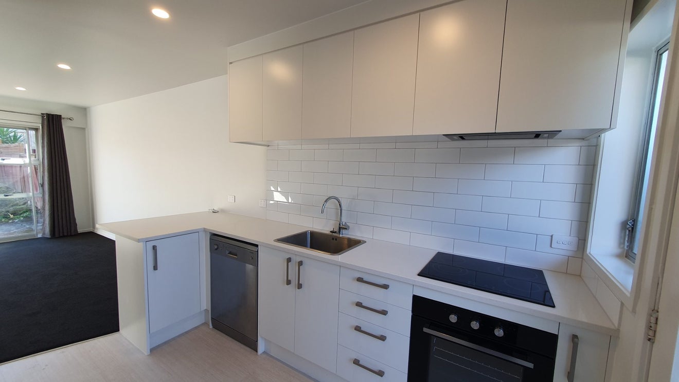 3/38 Merton Road, St Johns, Auckland - Carousel 2
