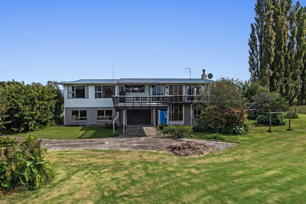 98A Poplar Lane, Edgecumbe, Whakatane - Carousel 1