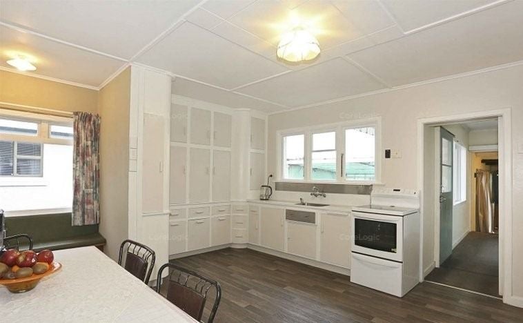 585 Tweed Street, Newfield, Invercargill - Carousel 2