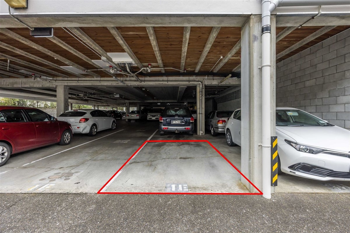 1E/1 Wadier Place, Henderson, Auckland - Carousel 10