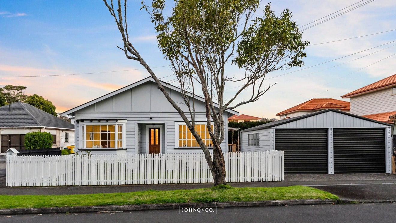 1/137 Abbotts Way, Remuera, Auckland - Carousel 1