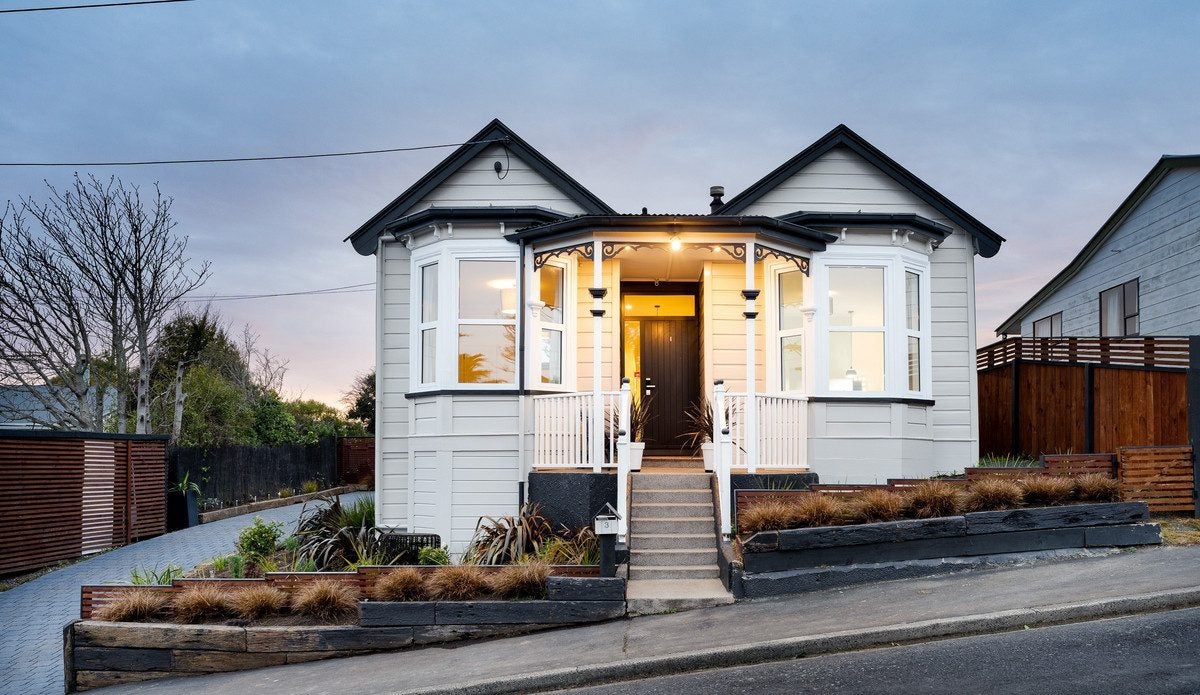 3 Blair Street, Kenmure, Dunedin - Carousel 1