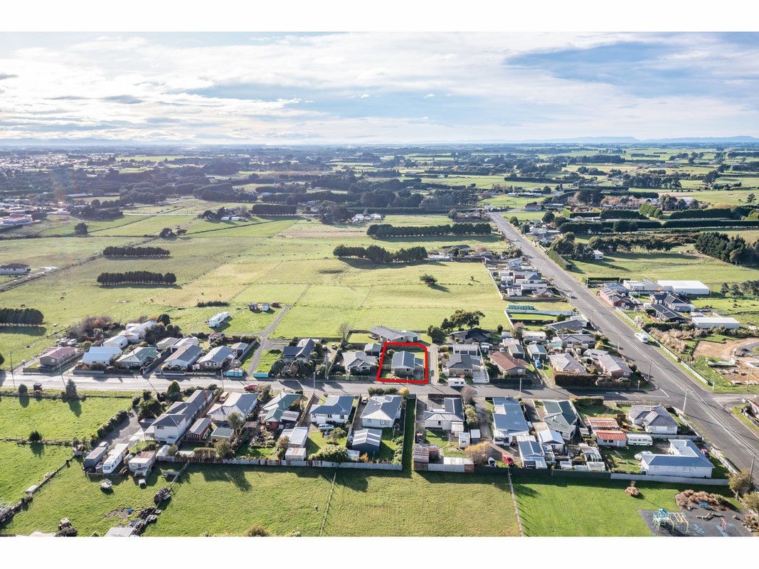 50 Severn Street, Clifton, Invercargill - Carousel 26
