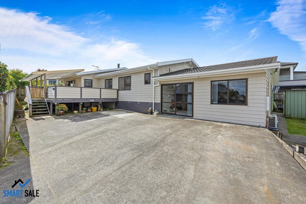 19A Reid Road, New Lynn, Auckland - Carousel 1