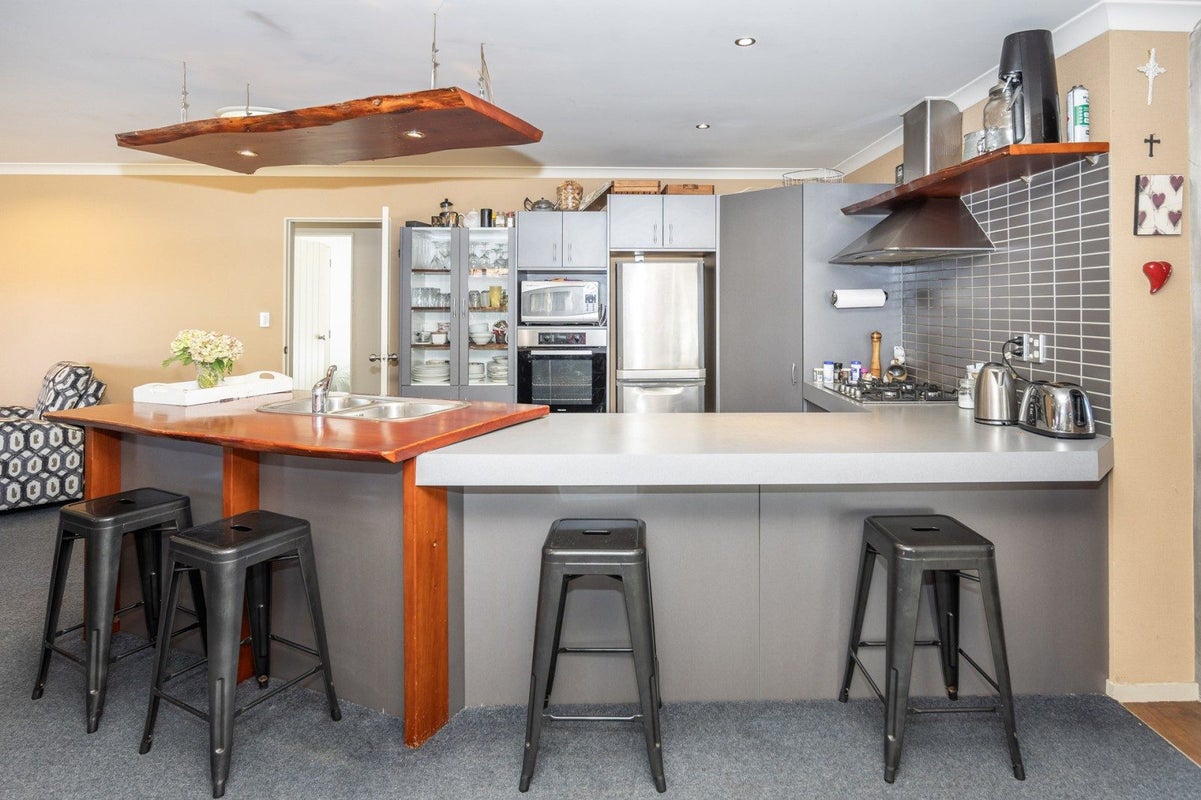 37 Bramley Drive, Rototuna, Hamilton - Carousel 2