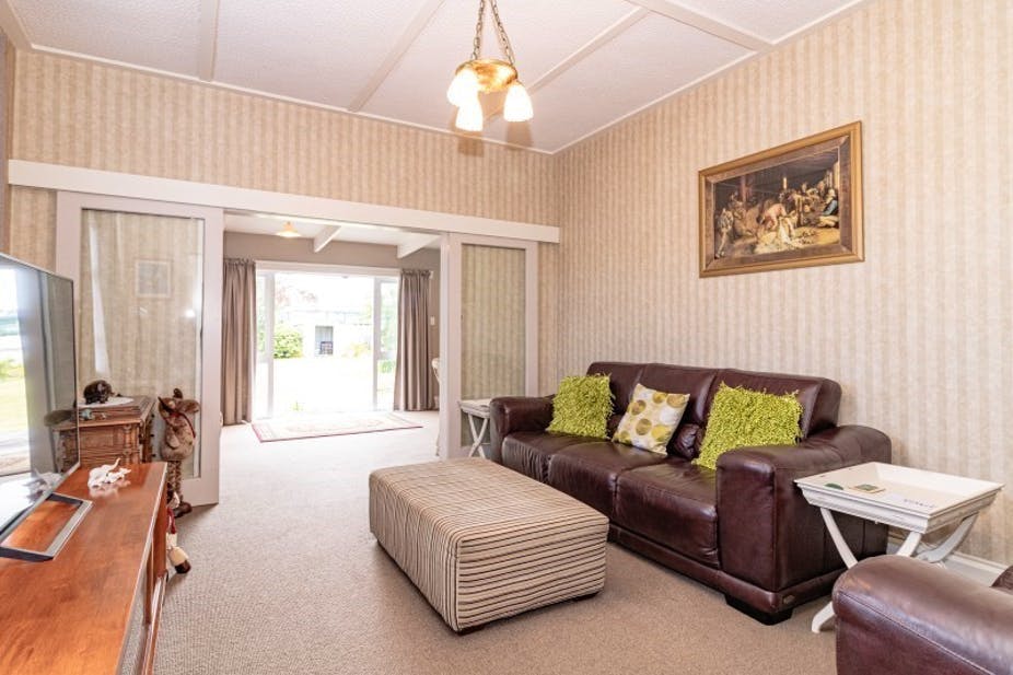 12 Central Avenue, Gonville, Whanganui - Carousel 2