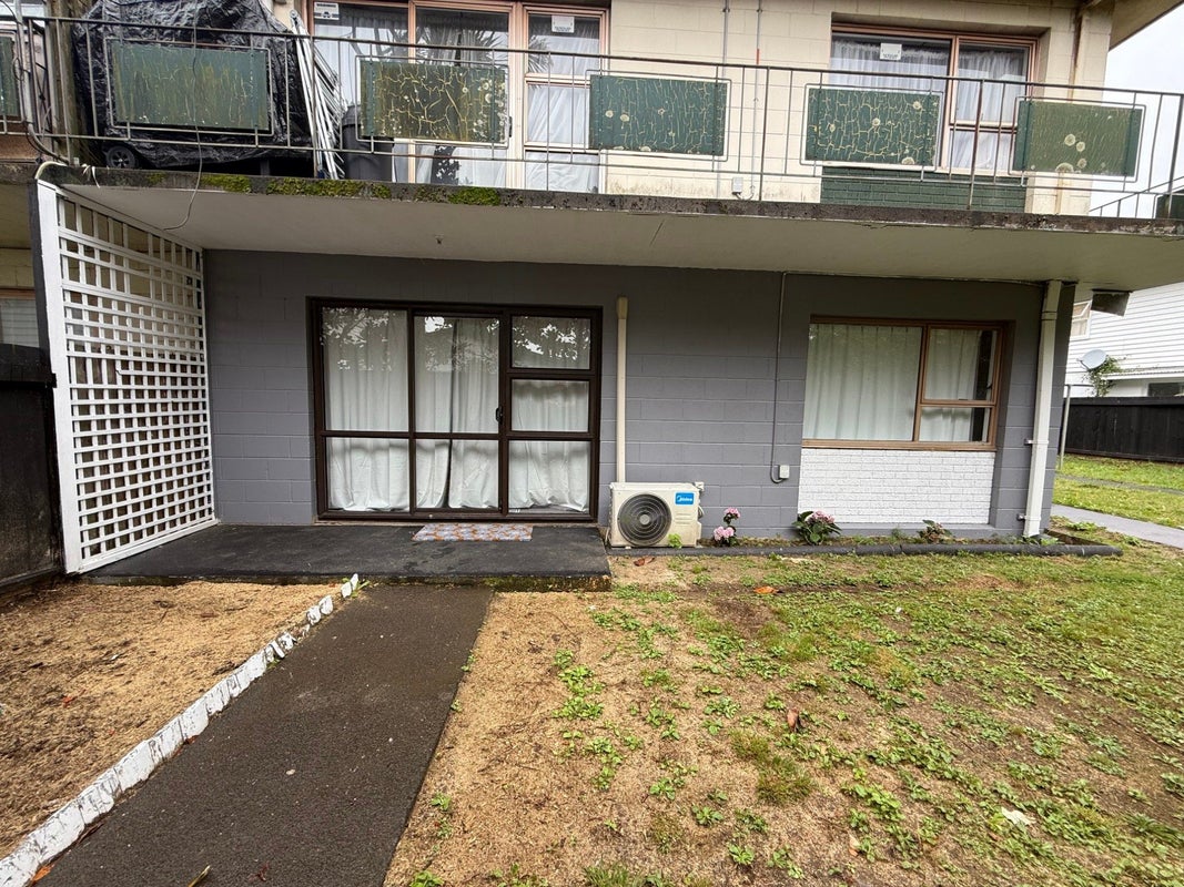 4/17 Luke Street, Otahuhu, Auckland - Carousel 8
