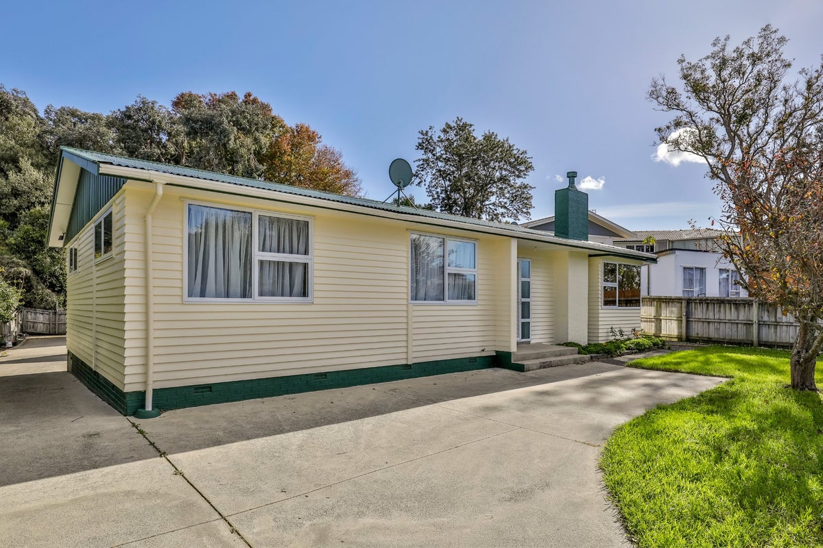 53 Ennis Avenue, Pakuranga Heights, Auckland - Carousel 1