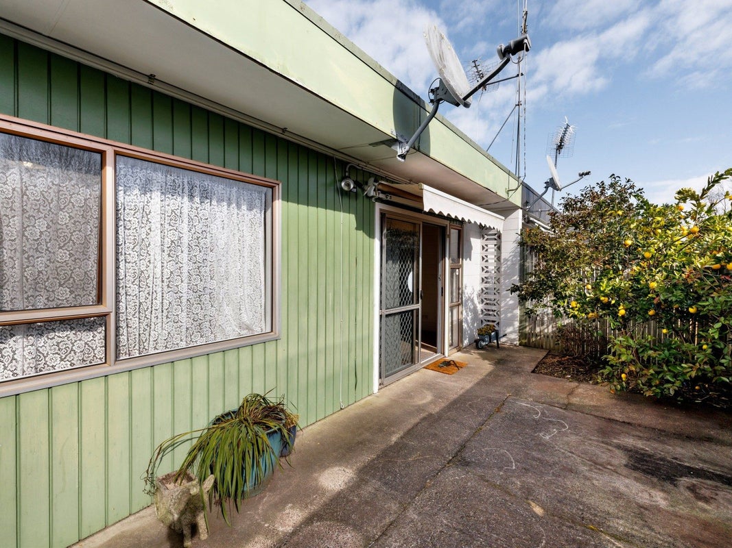 2/875 Heaphy Terrace, Fairfield, Hamilton - Carousel 1