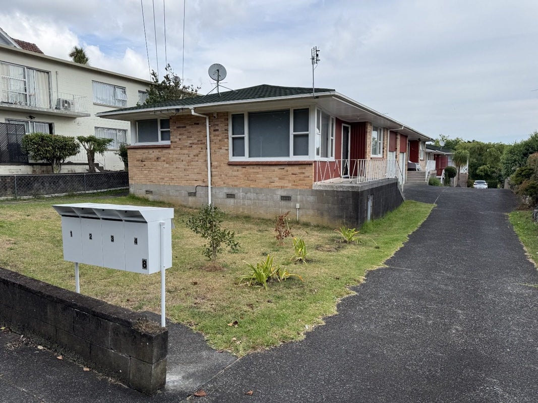 1/8 Fairview Road, Mount Eden, Auckland - Carousel 12