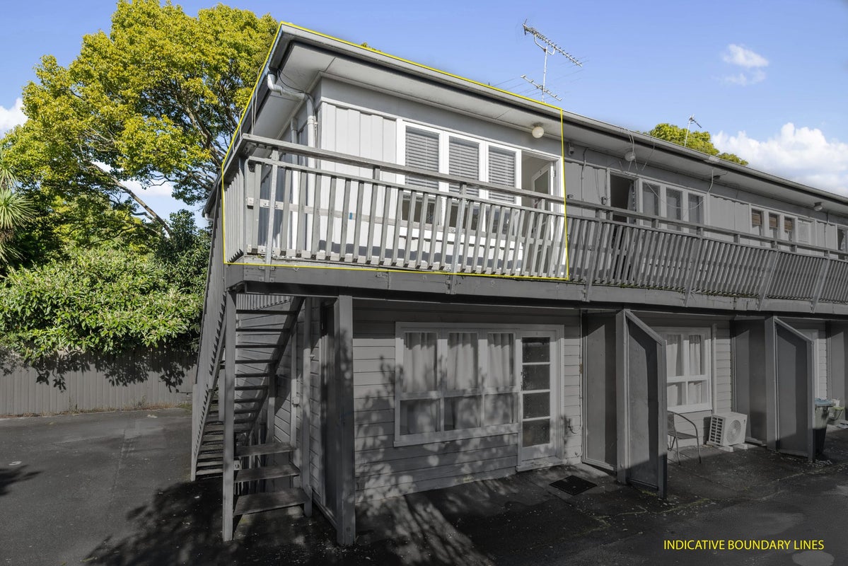 2/44 St Andrews Road, Epsom, Auckland - Carousel 1