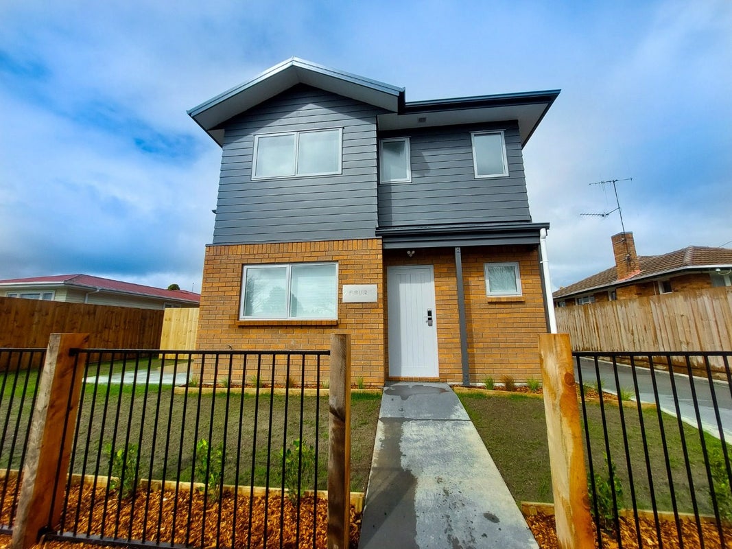 2/5 Mount View Road, Melville, Hamilton - Carousel 2
