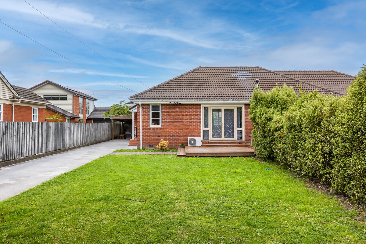 16 Dobson Street, Spreydon, Christchurch - Carousel 9