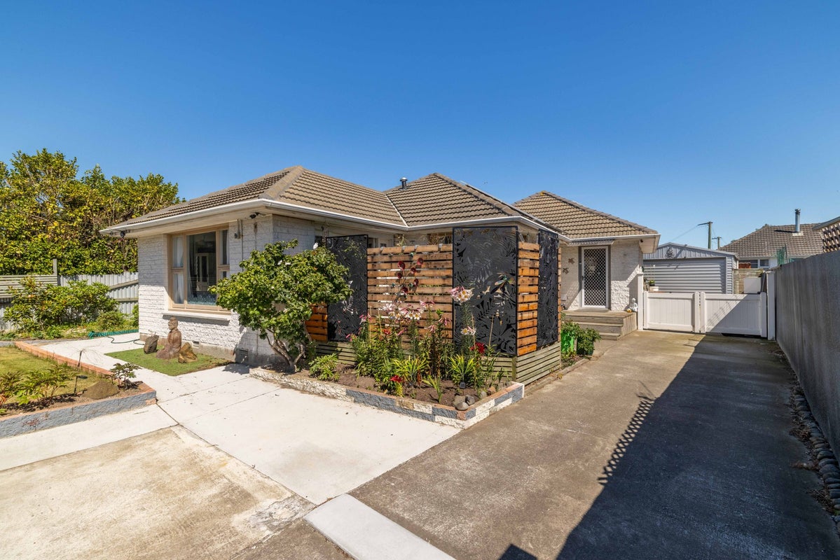 27 Rowses Road, Aranui, Christchurch - Carousel 2