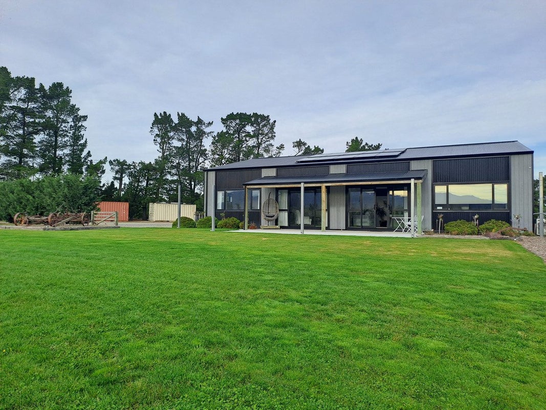 1 Gladstone Lane, Letts Gully, Alexandra - Carousel 1