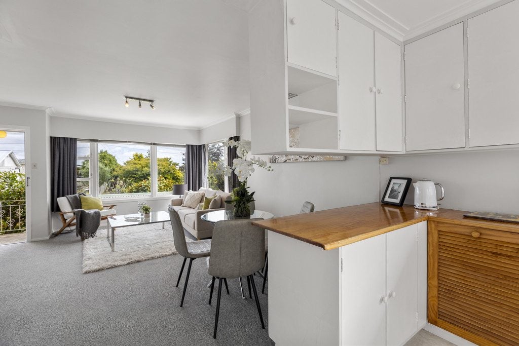 20 Middlesex Road, Waterview, Auckland - Carousel 1