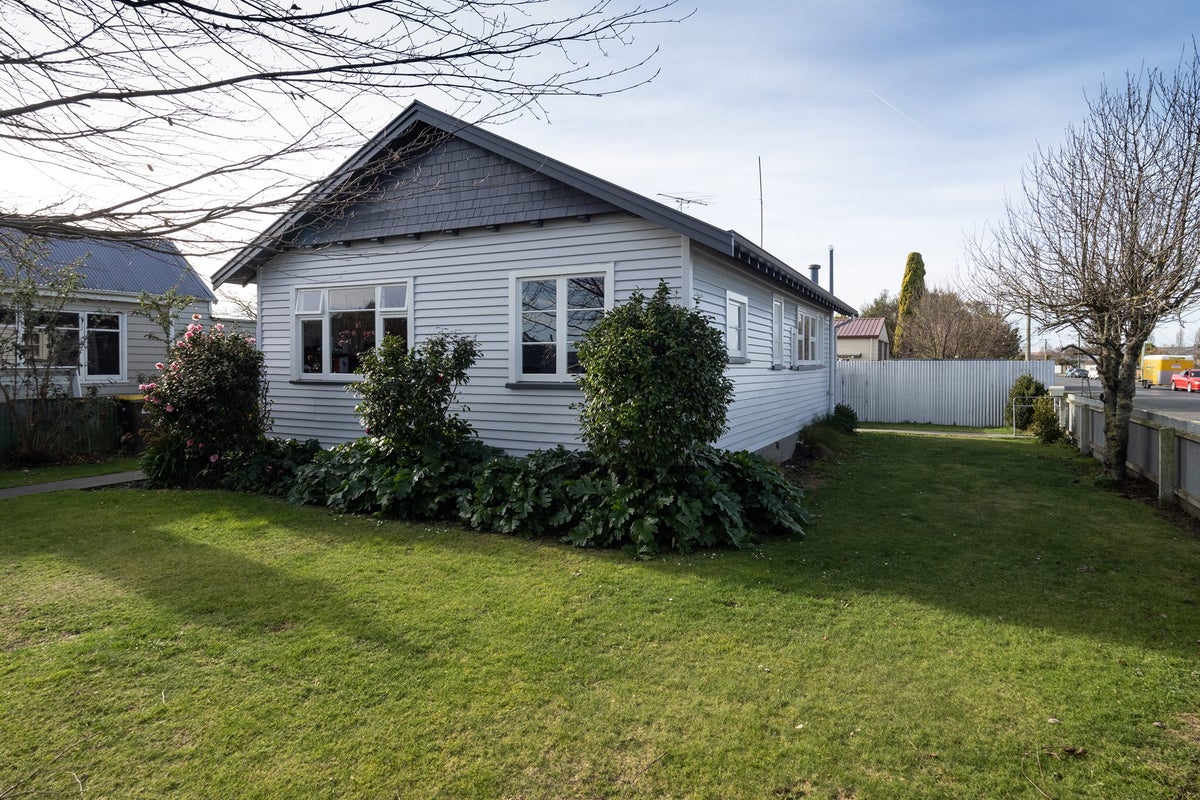 43 Beach Road, Hampstead, Ashburton - Carousel 1