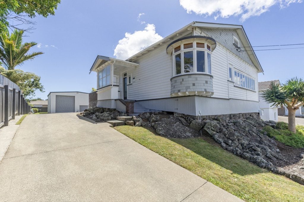 208B Arthur Street, Onehunga, Auckland - Carousel 1