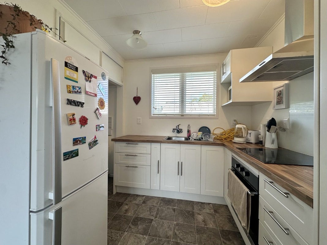 3/29 Bristol Street, Trentham, Upper Hutt - Carousel 2