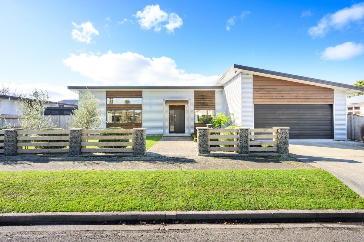 78 Keeling Street, West End, Palmerston North - Carousel 2