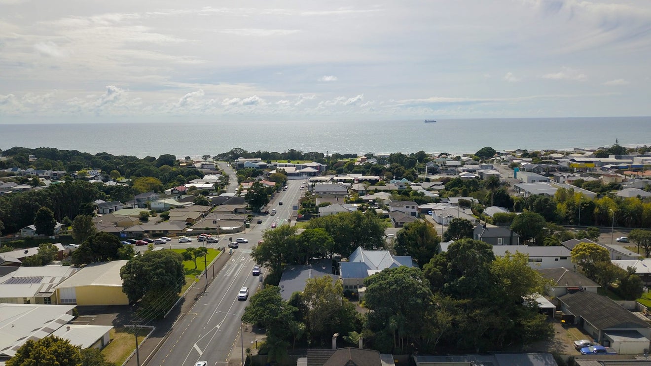45 Mangorei Road, Strandon, New Plymouth - Carousel 15