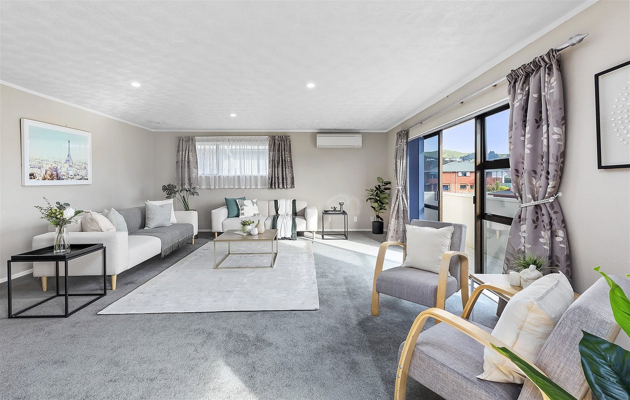 19 Spyglass Lane, Whitby, Porirua - Carousel 6