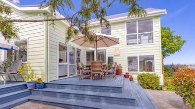 48 Hipango Terrace, Durie Hill, Whanganui - Carousel 1