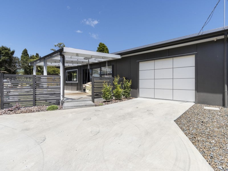2/94 Lyon Street, Kihikihi, Te Awamutu - Carousel 1