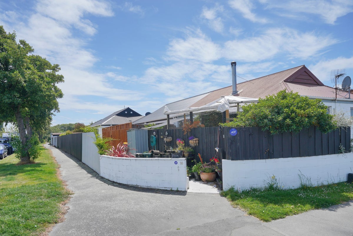 3/16 Lane Street, Woolston, Christchurch - Carousel 13