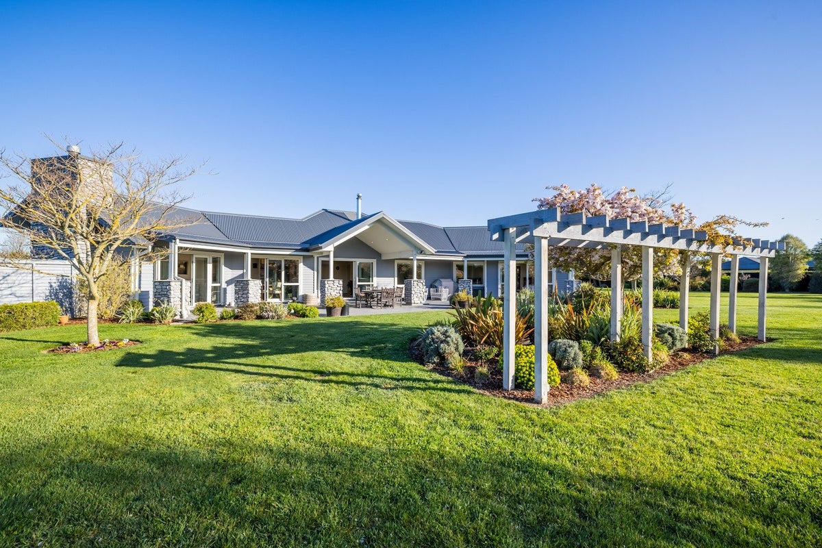35 Cullen Avenue, Swannanoa, Rangiora - Carousel 2