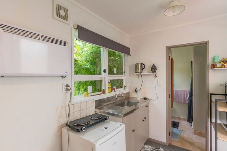 53 Hawker Street, Mount Victoria, Wellington - Carousel 2