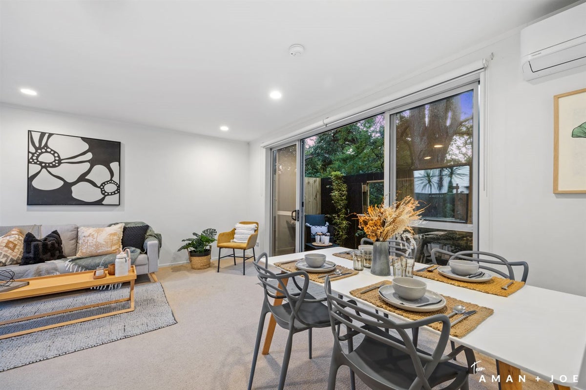 28/3 Wagener PL, Mount Albert, Auckland - Carousel 2