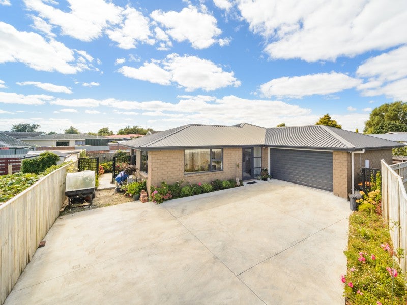 43A Abraham Crescent, Milson, Palmerston North - Carousel 1