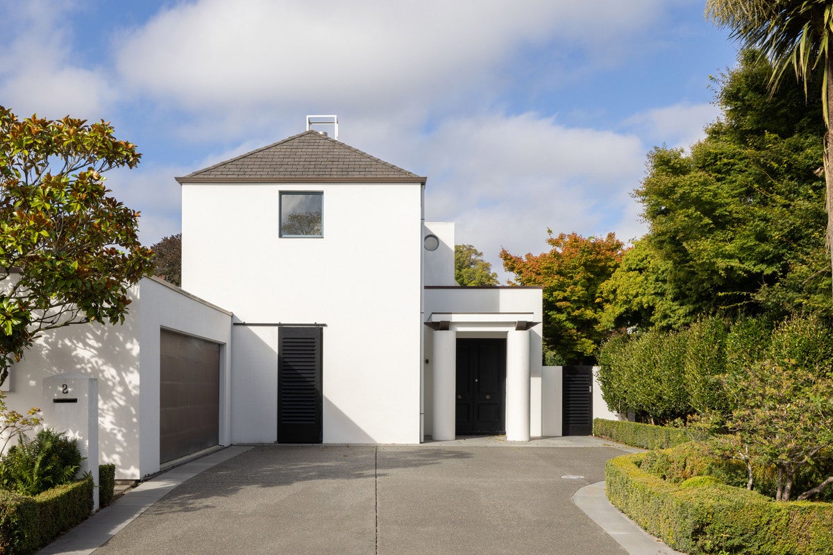 2 Garden Road, Merivale, Christchurch - Carousel 1
