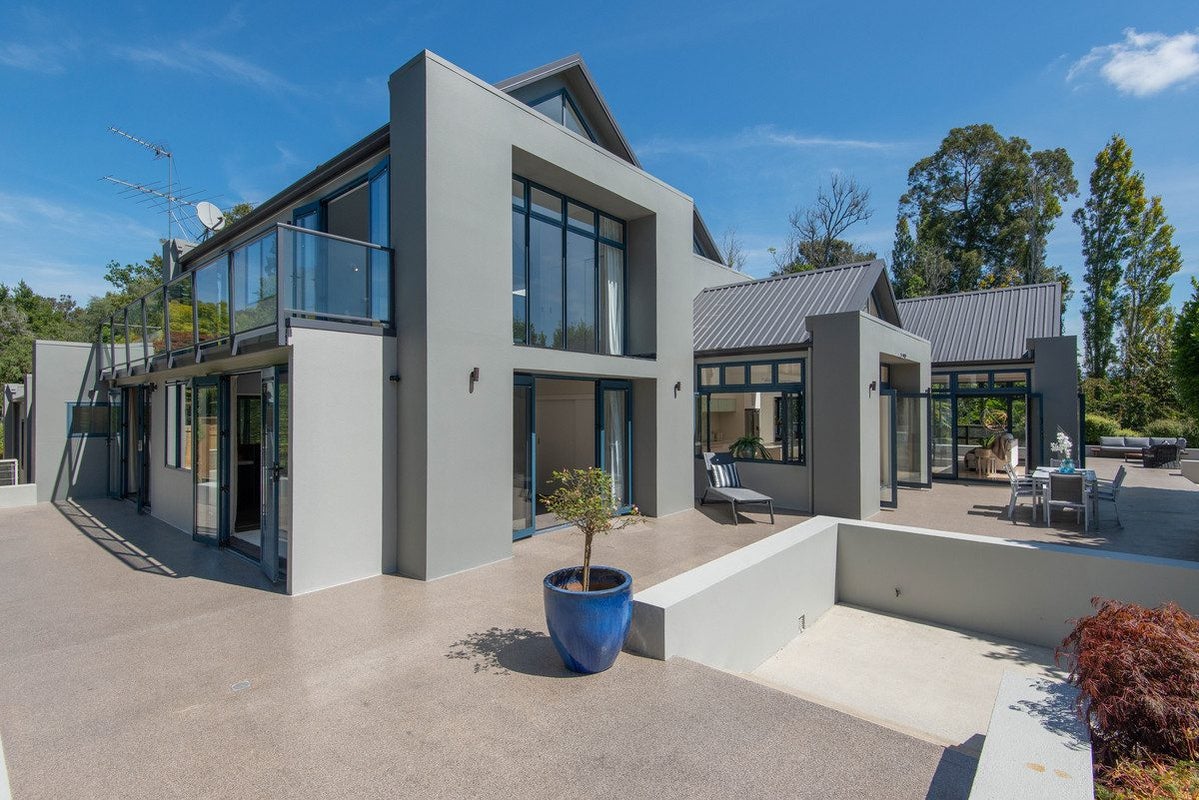105 Gladstone Road South, East Taieri, Mosgiel - Carousel 34