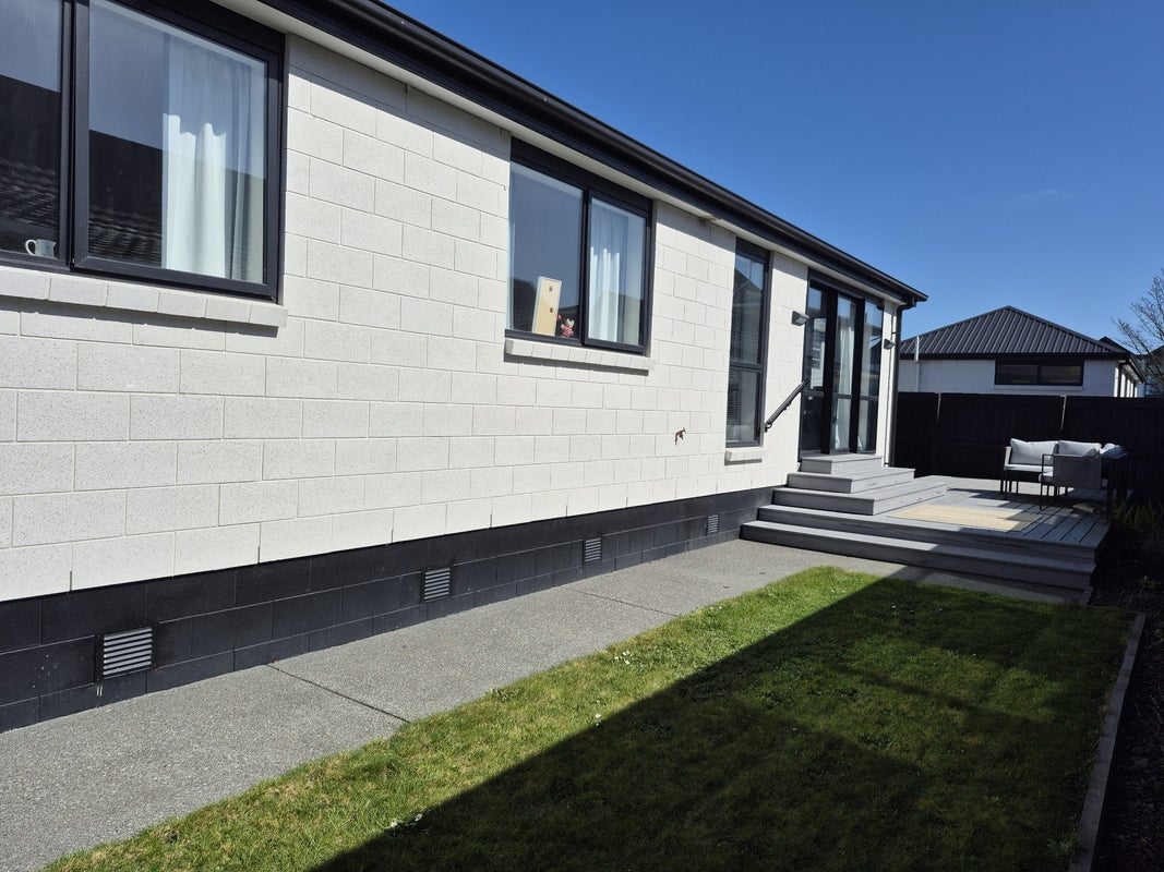 116 Sherborne Street, St Albans, Christchurch - Carousel 11