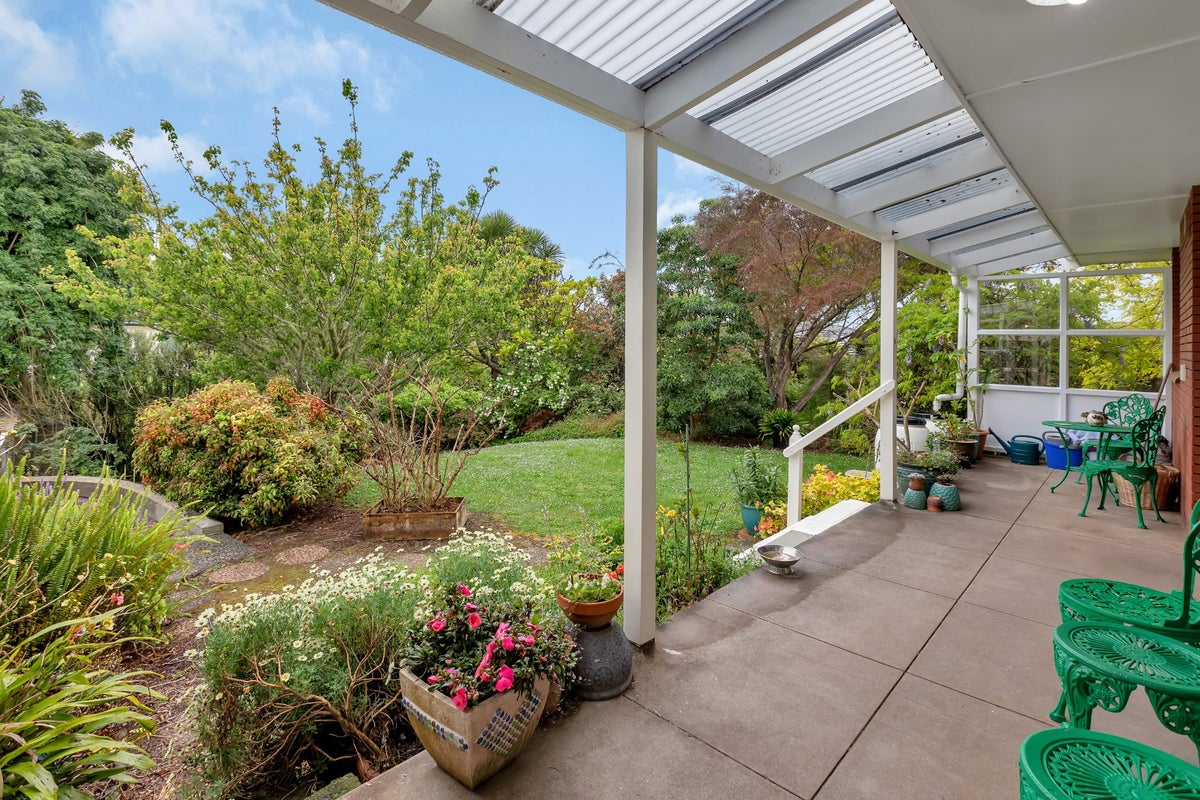 38 Cemetery Road, Whangarei - Carousel 1