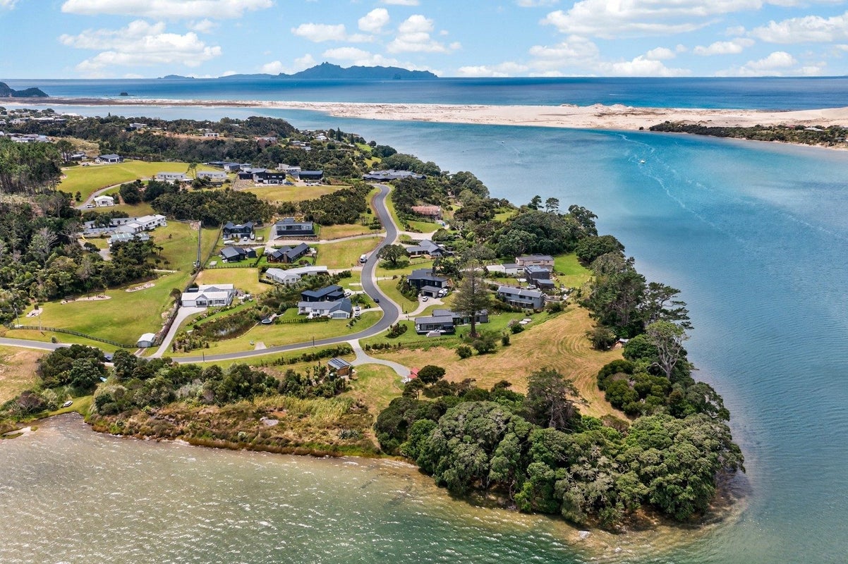 138 Estuary Drive, Mangawhai Heads, Mangawhai - Carousel 2