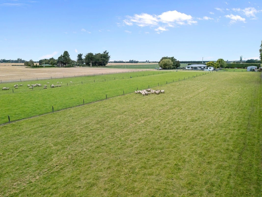 206 Cochranes Road, Elgin, Ashburton - Carousel 43