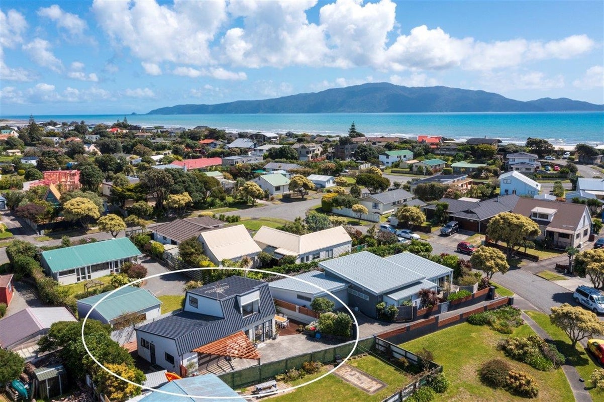 6B Whitmore Grove, Waikanae Beach, Waikanae - Carousel 19