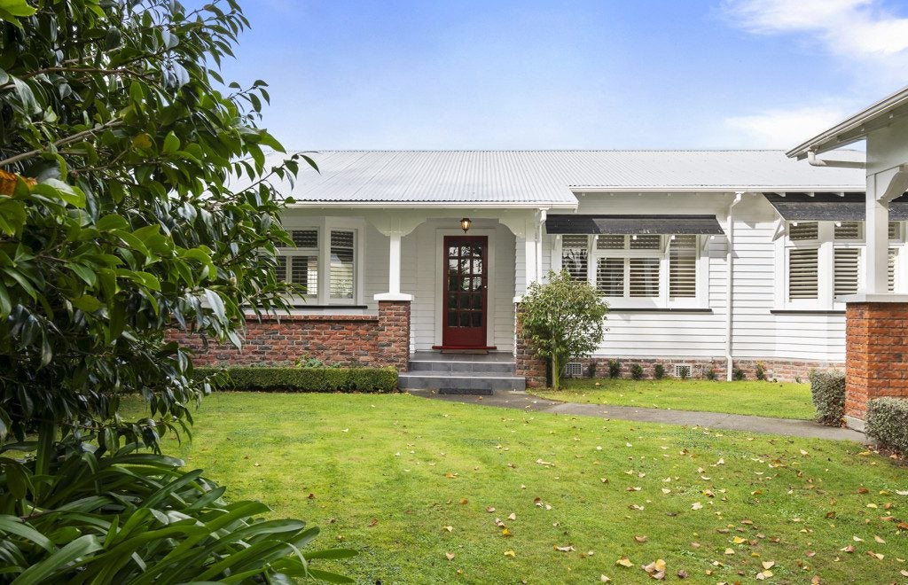 44 Manapouri Crescent, Hokowhitu, Palmerston North - Carousel 29
