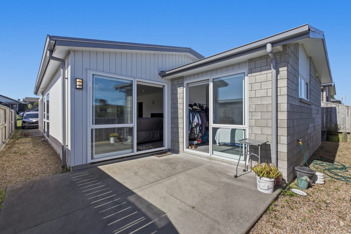 A/50 PUHIRAKE CRESCENT, Pyes Pa, Tauranga - Carousel 2