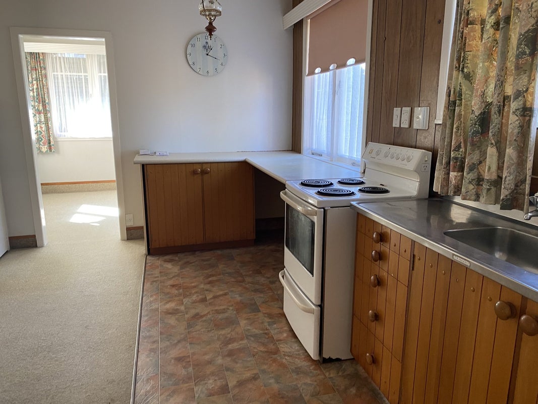 108 Cambridge Road, Hillcrest, Hamilton - Carousel 2