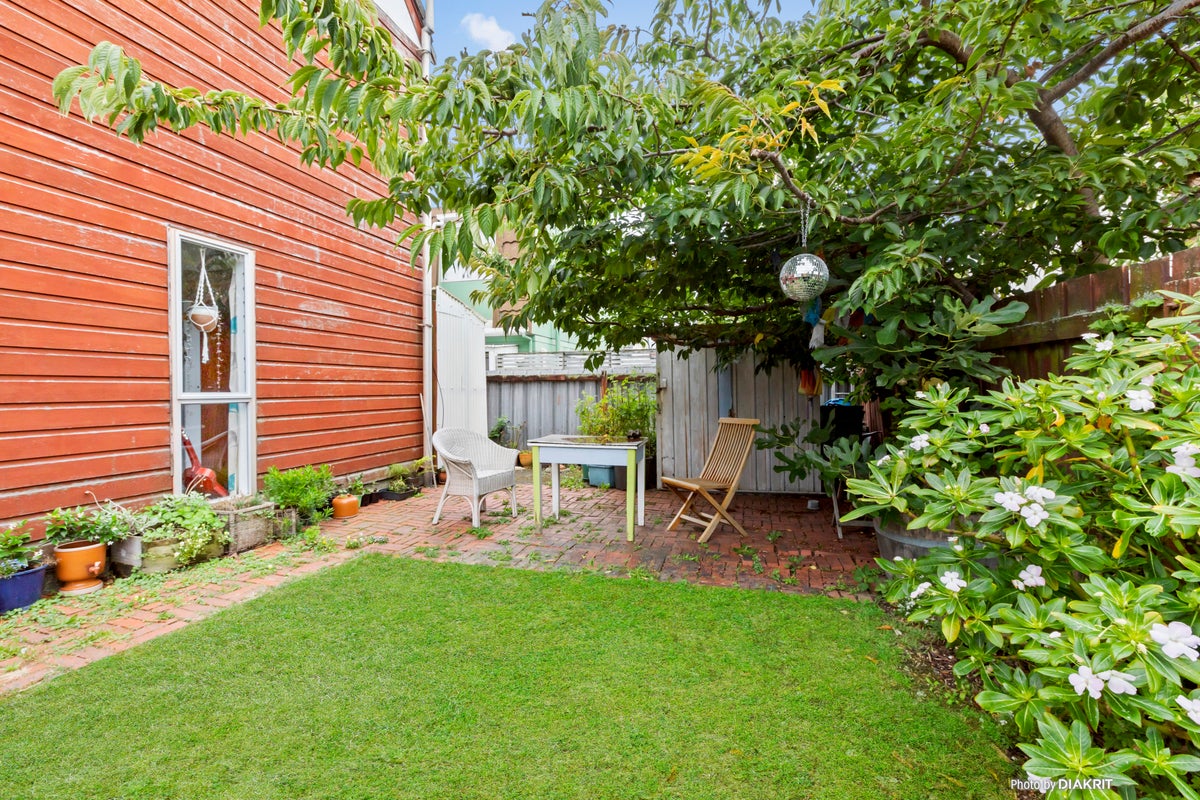 4/5 Cockburn Street, Kilbirnie, Wellington - Carousel 1