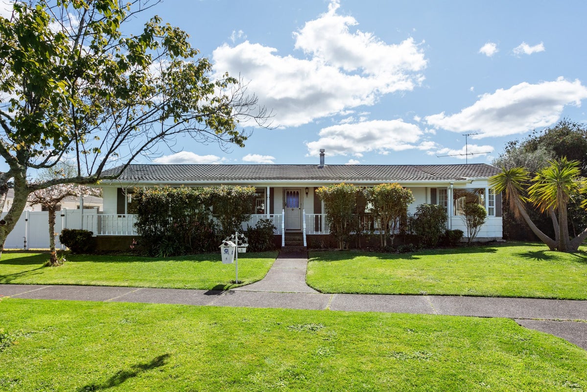 1 Elsdon Best Street, Riverdale, Gisborne - Carousel 1