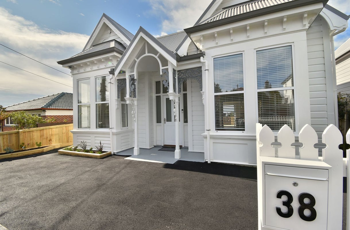 38 Highgate, Belleknowes, Dunedin - Carousel 1