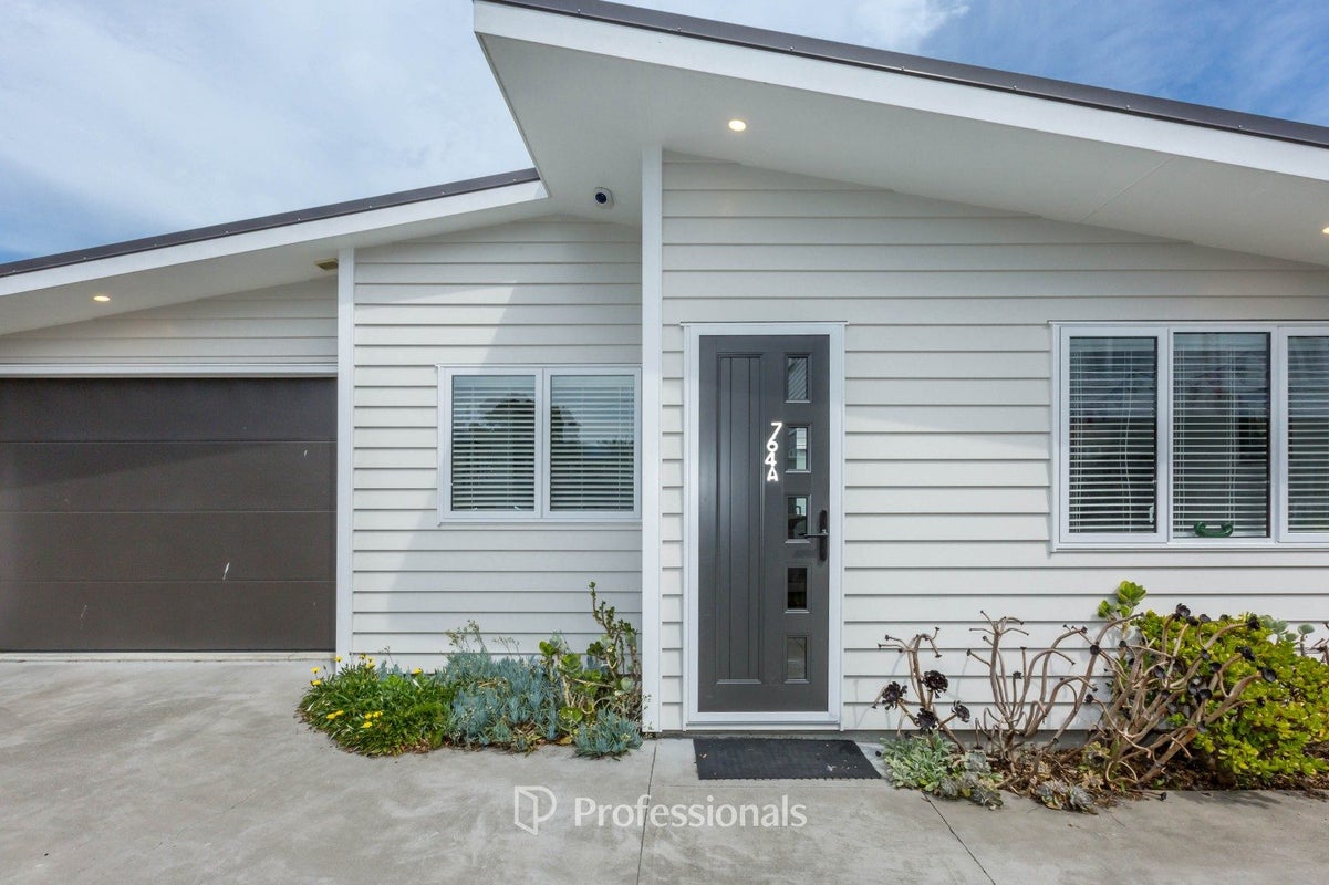 764A Fergusson Drive, Elderslea, Upper Hutt - Carousel 2
