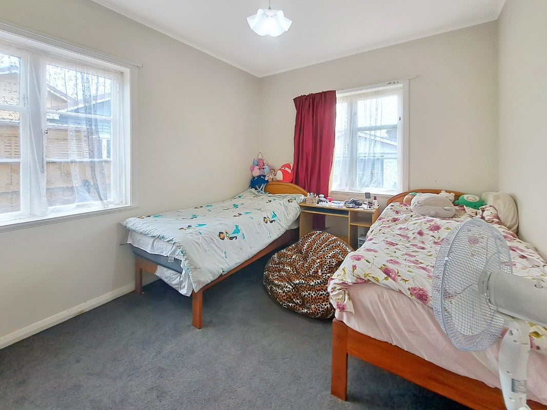 22 Malone Road, Waterloo, Lower Hutt - Carousel 7